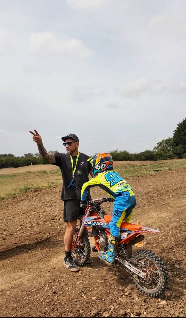 Henry Wilcox railing a deep rut in his FLEX kit